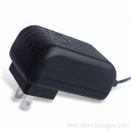 Series Switching Power Adapter with USA AC Plug and 12W Output Power, 90 to 264V AC Input Voltage
